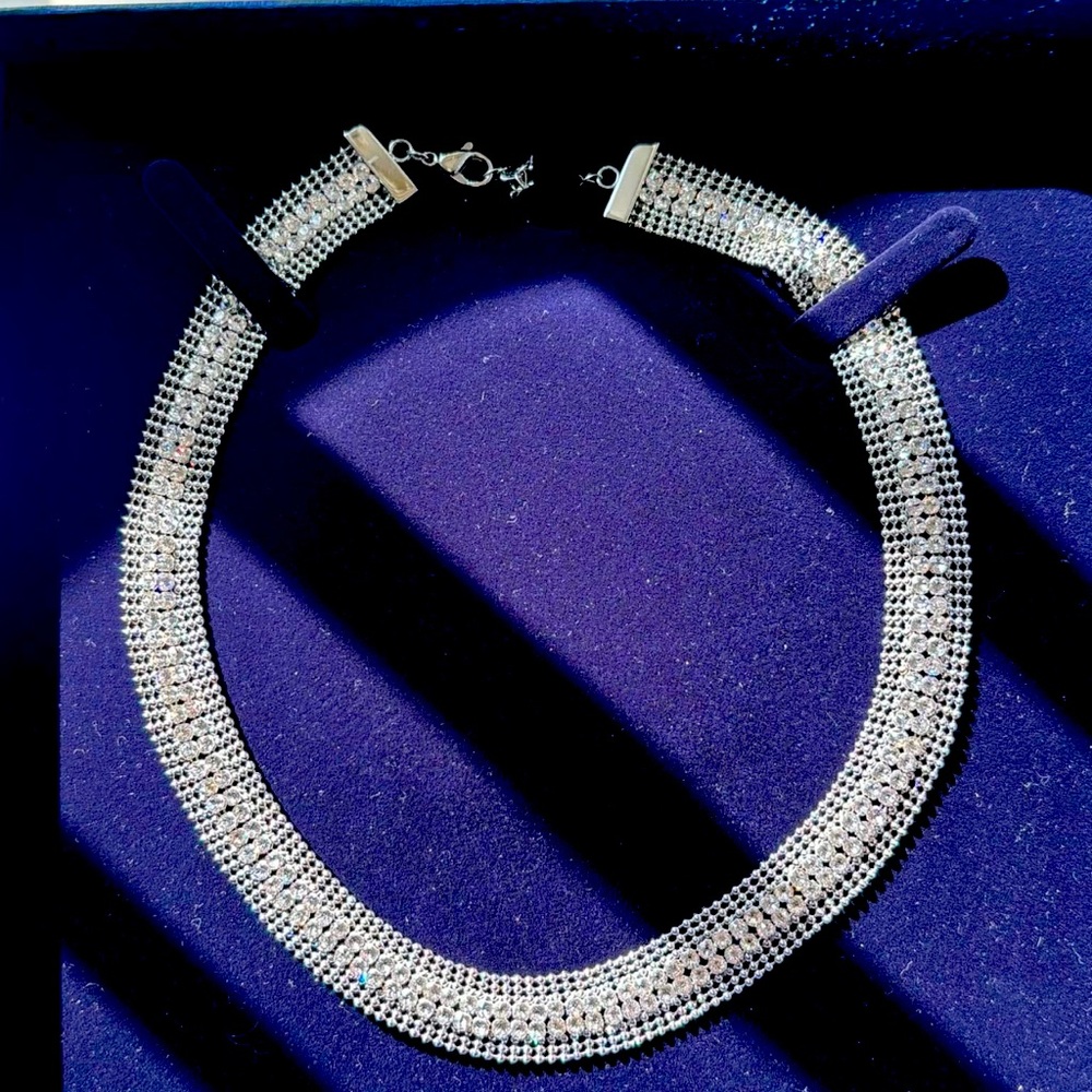 Swarovski all around necklace